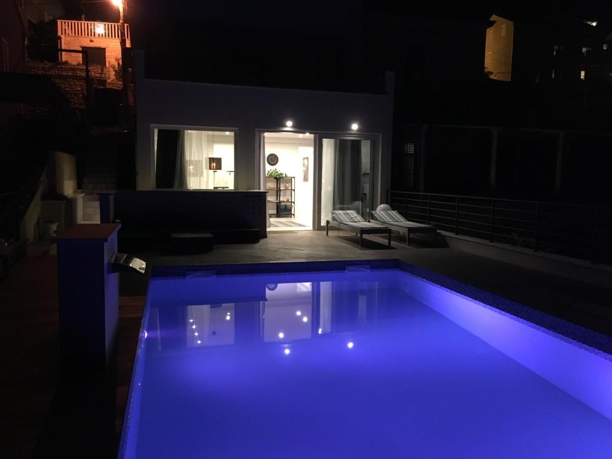 Location Apt. 1 Marghareta With Sea View *